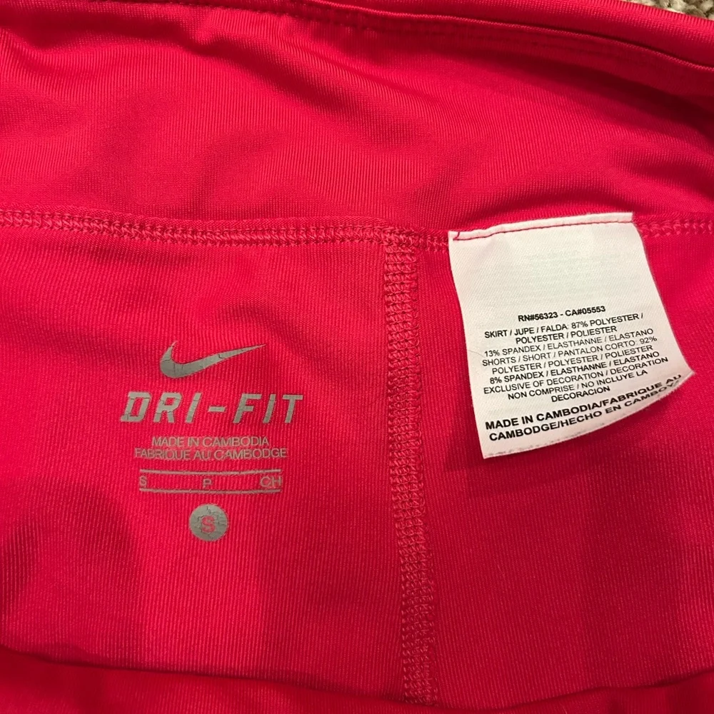 Nike Pink Tennis Skirt - Picture 3 of 5